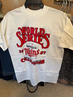 1987 World Series Champions Short Sleeve Tee - White/Red